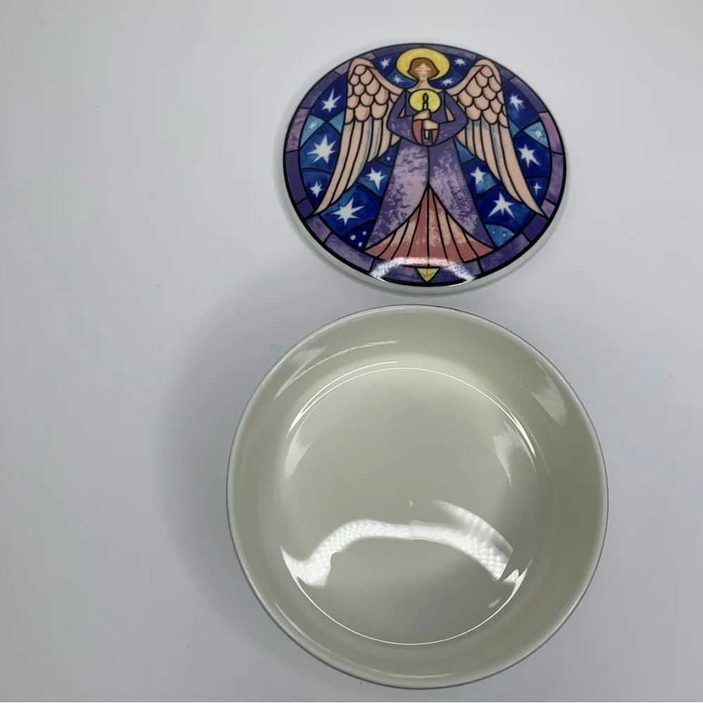 Mikasa Colorful Angel Trinket Box Candy Dish or Jewelry Container New Flawless